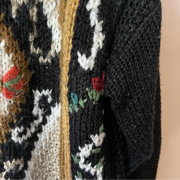 VINTAGE HUNTINGTON RIDGE Knit Sweater - Picture 4 of 7